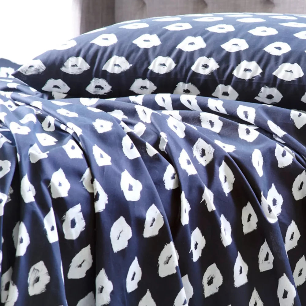 Painted Lips Fitted Sheet 180/200/30