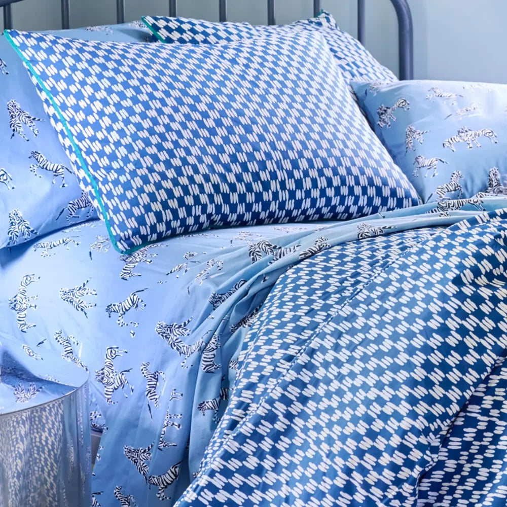 Zebras in Love Fitted Sheet 180/200/30